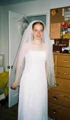 Jocelyn in her wedding dreess